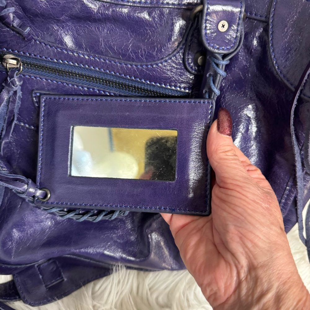 Lush Women's Purple Two Way Shoulder Bag With Card Holder - Picture 17 of 17